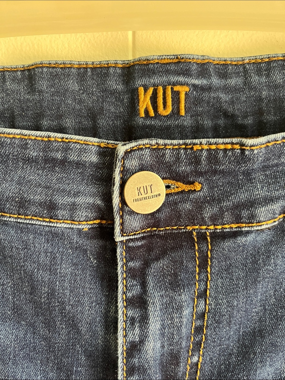 Kut from the Kloth Slouchy Boyfriend Casual Dark Wash Straight Leg Jeans Sz 12 - Picture 4 of 10